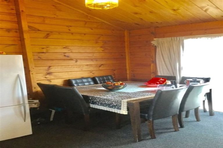 Photo of property in 2/4201 Great North Road, Glen Eden, Auckland, 0602