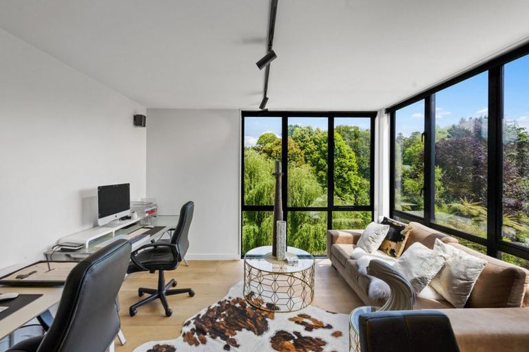 Photo of property in 61a Evelyn Road, Cockle Bay, Auckland, 2014