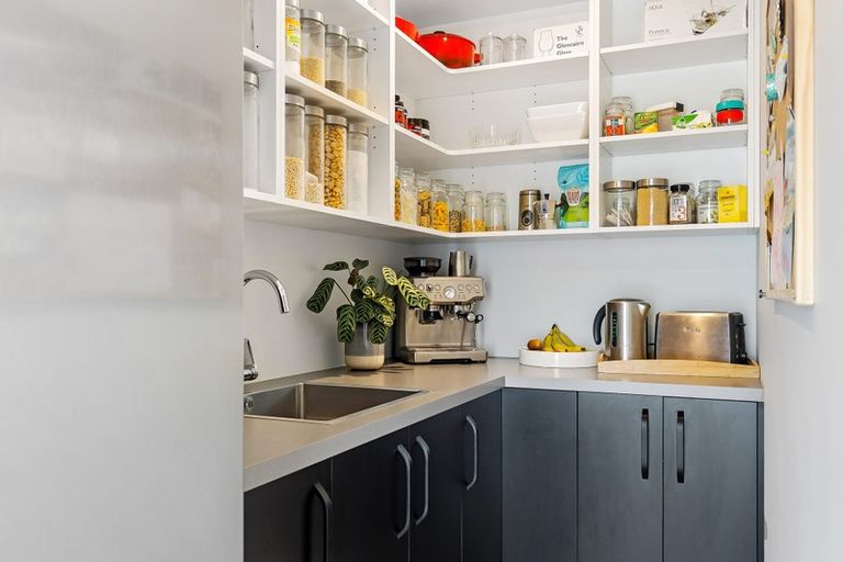 Photo of property in 7 Benjes Place, Woodend, 7610