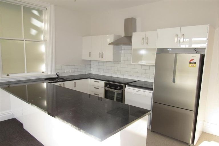 Photo of property in 67 Hawker Street, Mount Victoria, Wellington, 6011