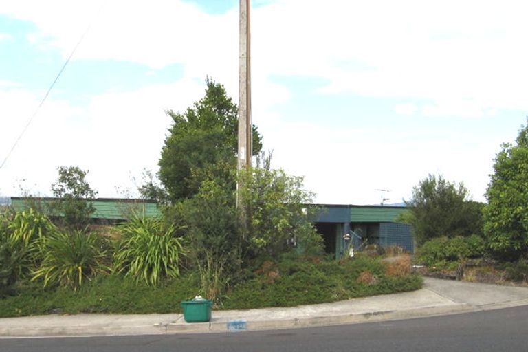 Photo of property in 149 Luckens Road, West Harbour, Auckland, 0618