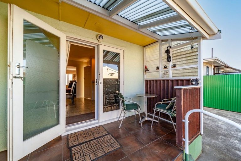 Photo of property in 3 Alexander Avenue, Onekawa, Napier, 4110