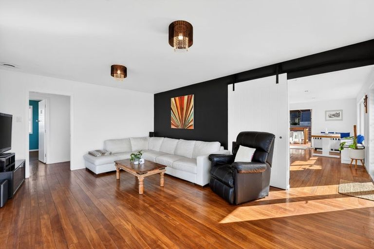 Photo of property in 2/41 Hastings Road, Mairangi Bay, Auckland, 0630