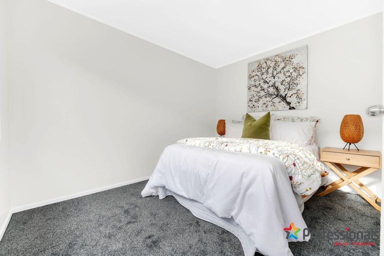 Photo of property in 39 Cottingham Crescent, Mangere East, Auckland, 2024