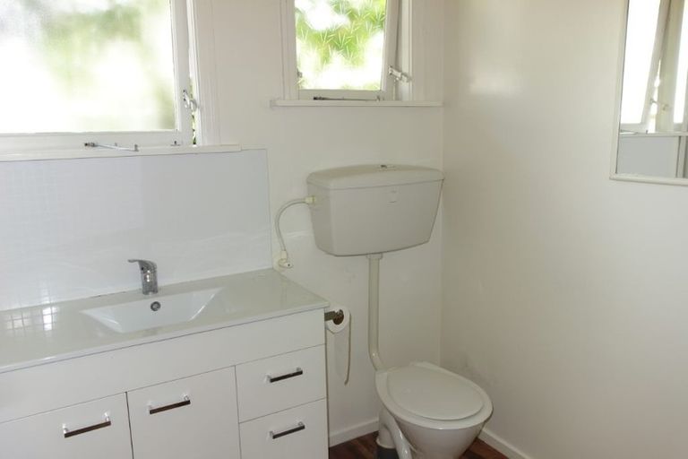 Photo of property in 16 Belmont Street, Avondale, Christchurch, 8061