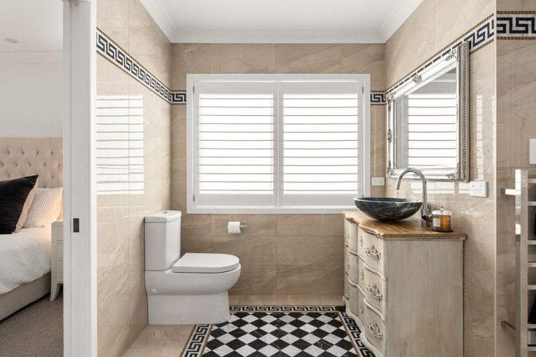 Photo of property in 53 Motiti Road, Papamoa Beach, Papamoa, 3118