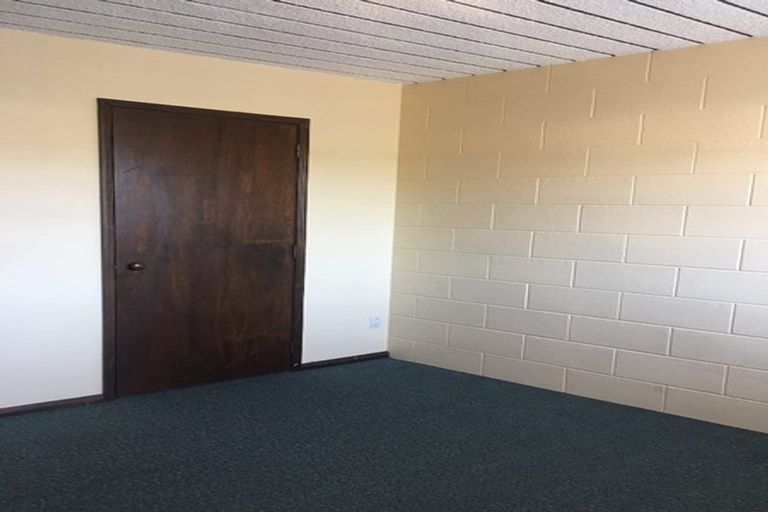 Photo of property in 1/555 Hillside Road, Caversham, Dunedin, 9012