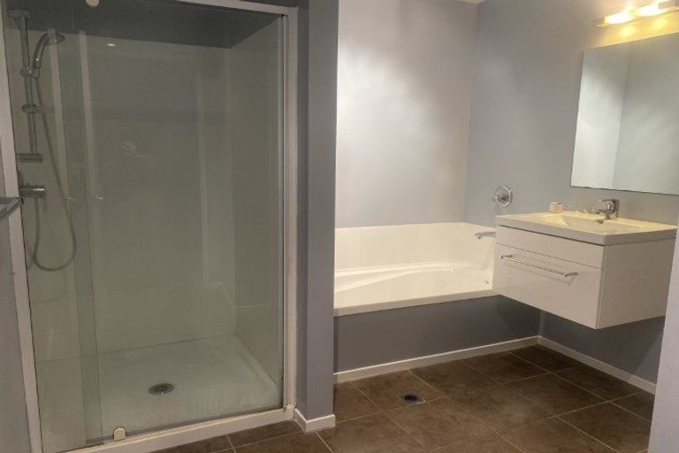 Photo of property in 2/114 Mitchell Street, Brooklyn, Wellington, 6021