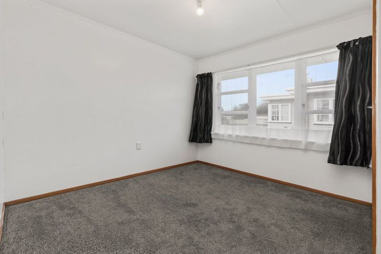 Photo of property in 61 Liverpool Street, Levin, 5510