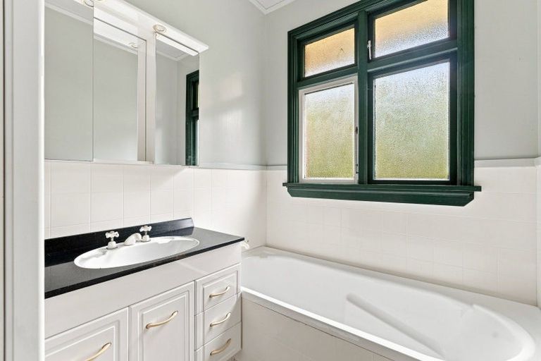 Photo of property in 49 Sunbury Street, Andersons Bay, Dunedin, 9013