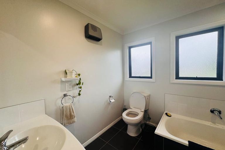 Photo of property in 17 Cobham Way, Feilding, 4702