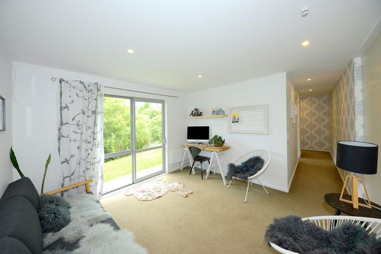 Photo of property in 21b Cornwall Road, Lyttelton, 8082