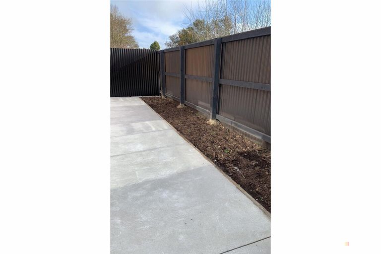 Photo of property in 8b Holmes Street, Waimate, 7924