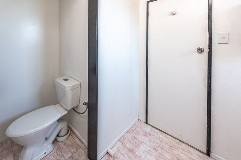 Photo of property in 65 Swiss Avenue, Gonville, Whanganui, 4501