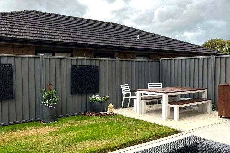 Photo of property in 9 Ashington Road, Silverstream, Upper Hutt, 5019