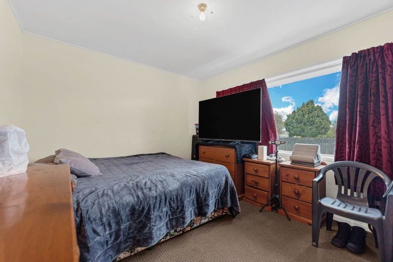 Photo of property in 20 Innismara Avenue, Wattle Downs, Auckland, 2103