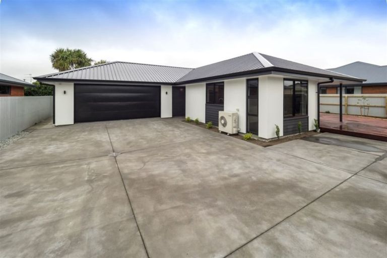 Photo of property in 93a Mcmurdo Street, Tinwald, Ashburton, 7700