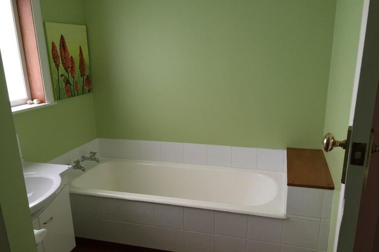 Photo of property in 39 Shelbourne Street, Nelson, 7010