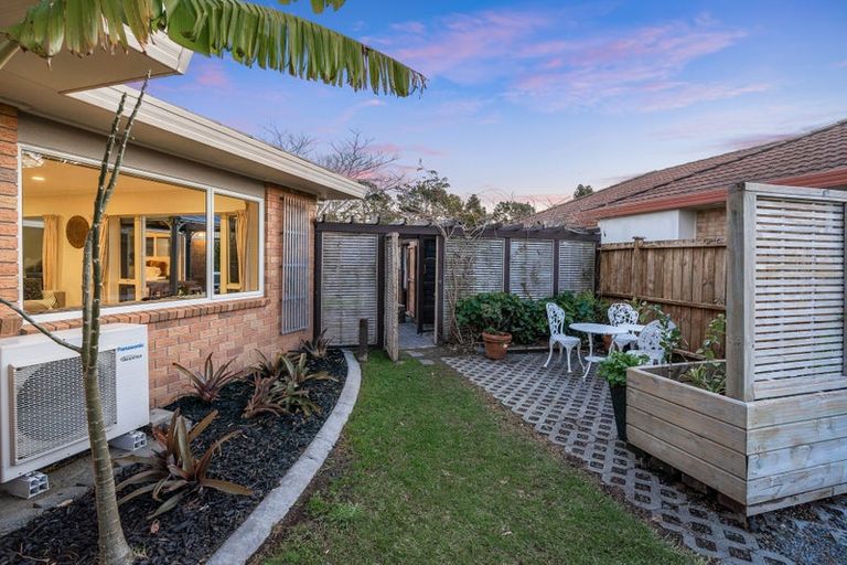 Photo of property in 46 Blue Heron Rise, Stanmore Bay, Whangaparaoa, 0932