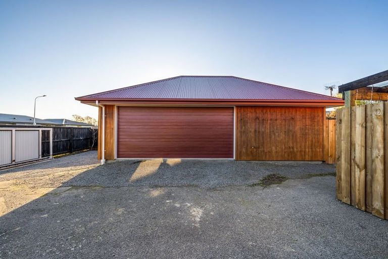 Photo of property in 164 Queenspark Drive, Parklands, Christchurch, 8083