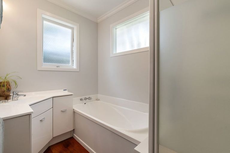 Photo of property in 21 Mana Street, Vogeltown, Wellington, 6021