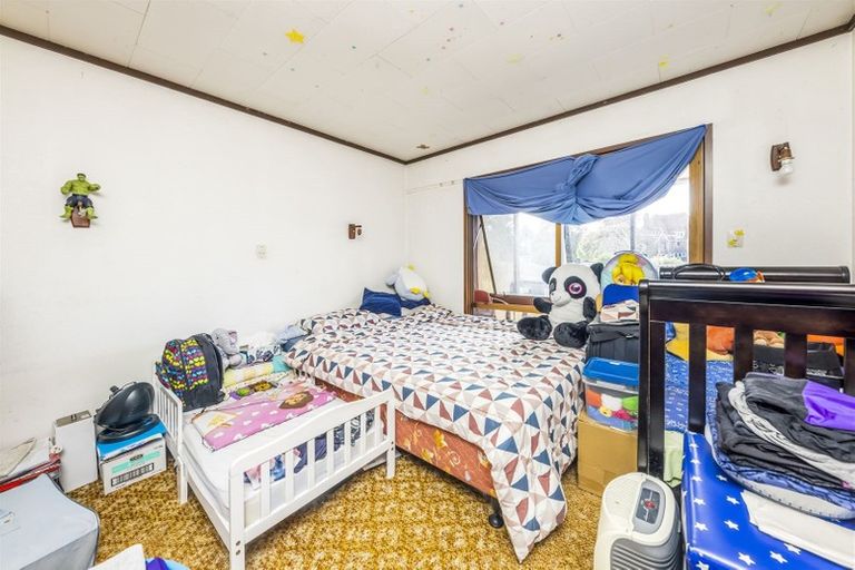 Photo of property in 1/13 Phoenix Place, Papatoetoe, Auckland, 2025