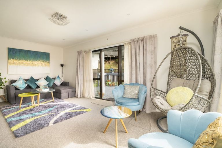 Photo of property in 2/79 Cunliffe Street, Churton Park, Wellington, 6037