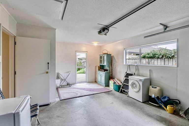 Photo of property in 4g Cedar Drive, Paraparaumu Beach, Paraparaumu, 5032