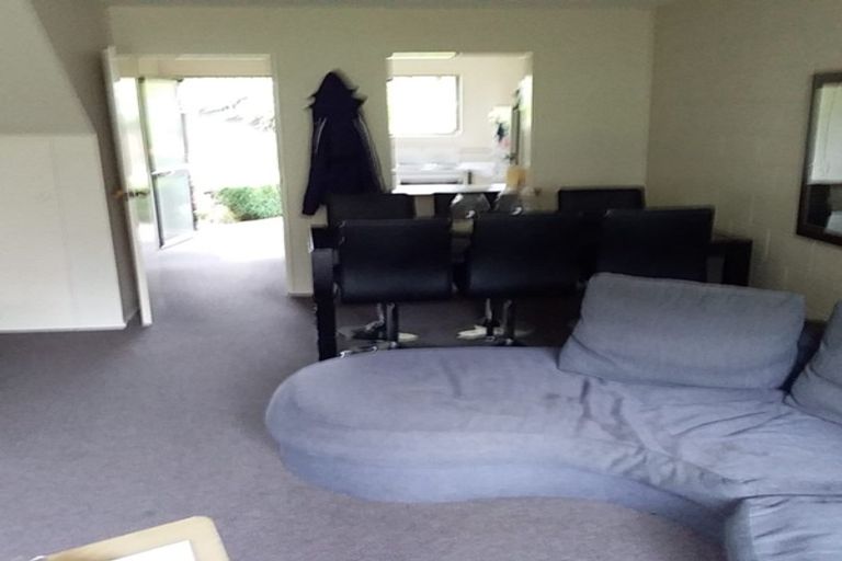 Photo of property in 2/116 Springfield Road, St Albans, Christchurch, 8014