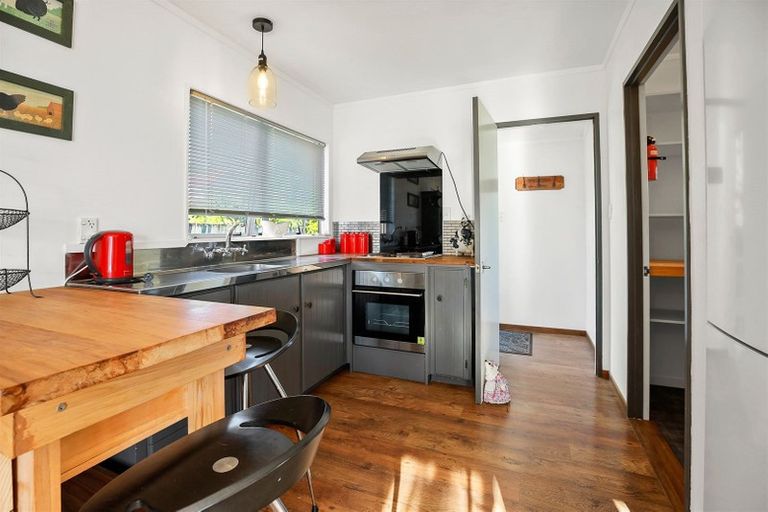 Photo of property in 106 Coromandel Street, Thames, 3500