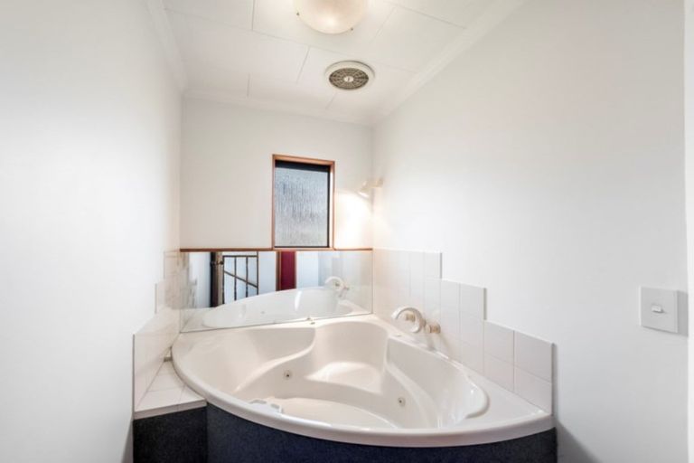 Photo of property in 21 Avonbank Place, Marybank, Nelson, 7010