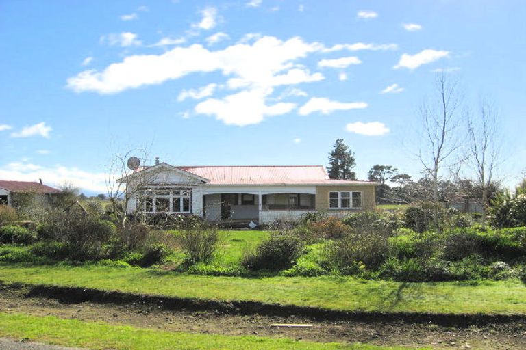 Photo of property in 2 Consitt Street, Takapau, 4203