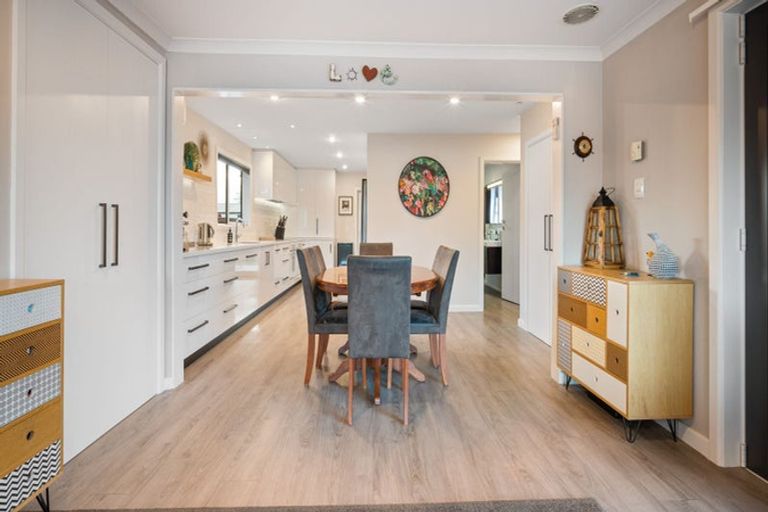 Photo of property in 137 Harris Crescent, Papanui, Christchurch, 8053