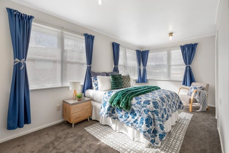 Photo of property in 27 Freyberg Street, Levin, 5510