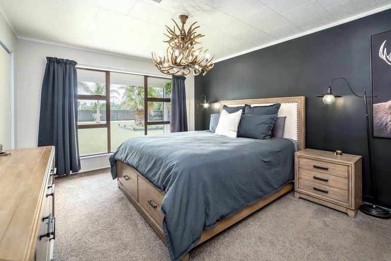 Photo of property in 30 Huxley Street, Pahiatua, 4910