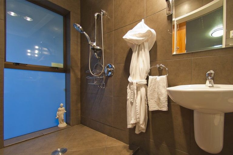 Photo of property in 23c Cook Drive, Whitianga, 3510