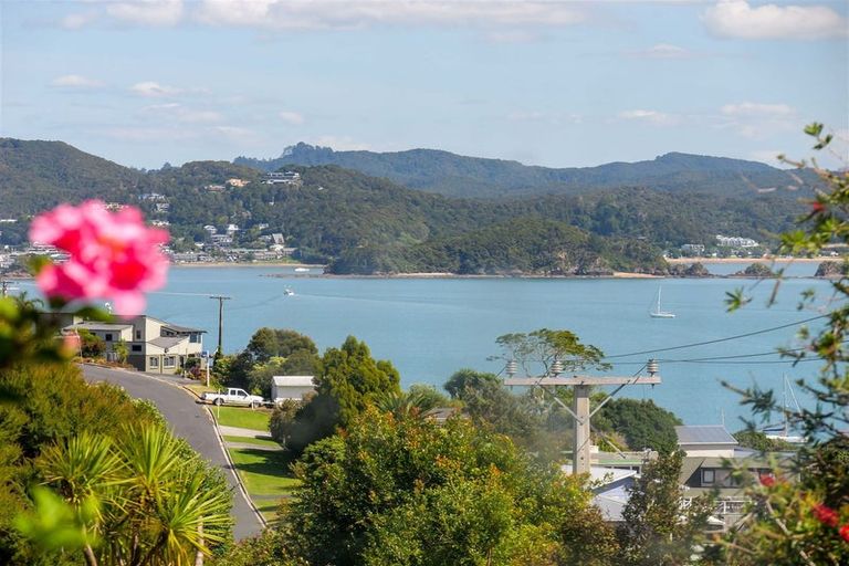 Photo of property in 34 Oneroa Road, Russell, 0202