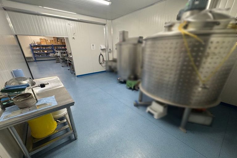 Photo of property in 37 Coronation Road, Pollok, Waiuku, 2683