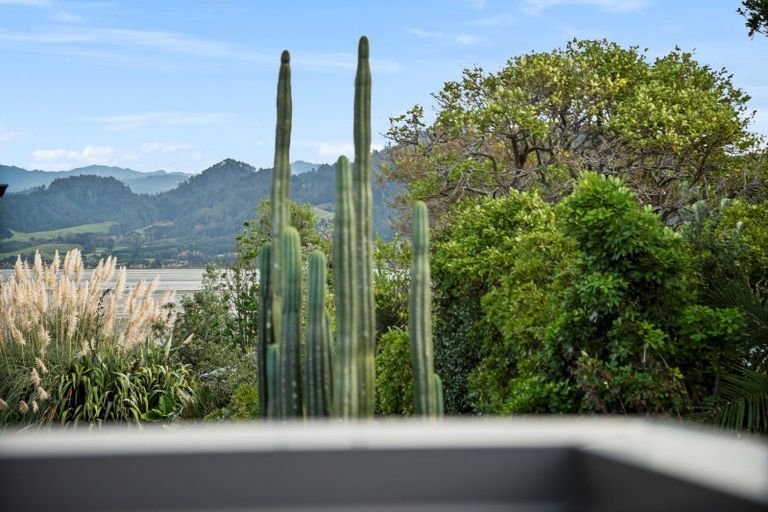 Photo of property in 35 Waione Avenue, Athenree, Waihi Beach, 3177