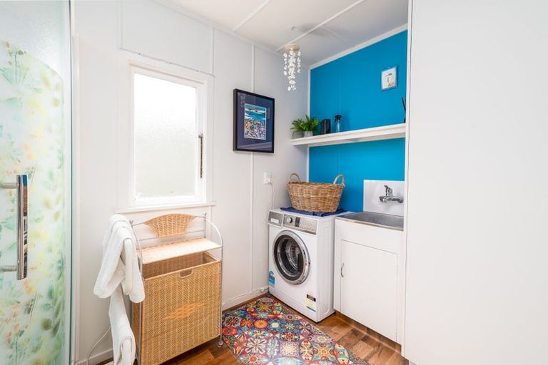 Photo of property in 8 Moorhouse Street, Waimate, 7924