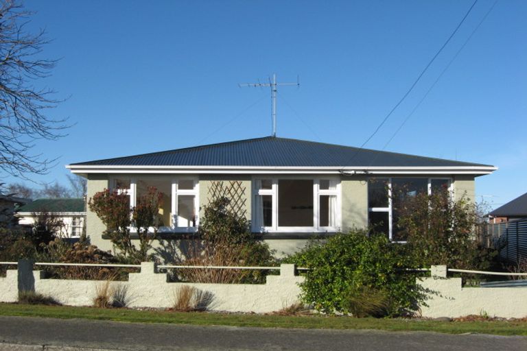 Photo of property in 39 Mary Street, Winton, 9720
