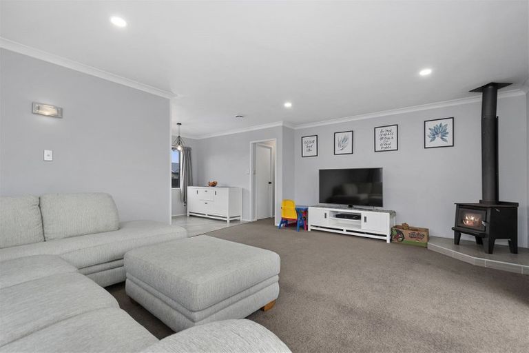 Photo of property in 33b Doncaster Drive, Papamoa Beach, Papamoa, 3118