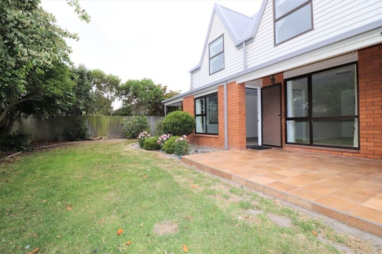 Photo of property in 46a Coopers Road, Dallington, Christchurch, 8061