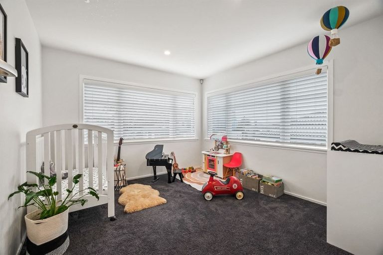 Photo of property in 20 Gloria Avenue, Te Atatu Peninsula, Auckland, 0610