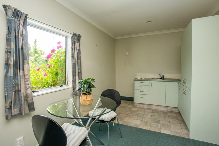 Photo of property in 615b Windsor Avenue, Parkvale, Hastings, 4122