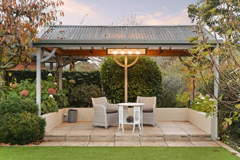 Photo of property in 4 Le Quesnoy Place, Cambridge, 3434