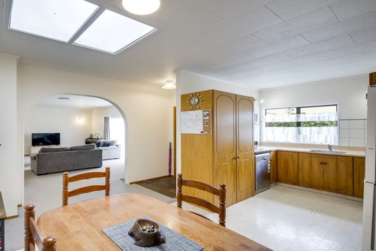 Photo of property in 2/623 Frederick Street, Mahora, Hastings, 4120