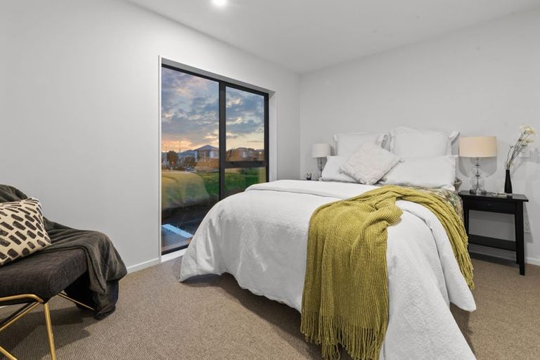 Photo of property in 85 Bearing Parade, Long Bay, Auckland, 0630