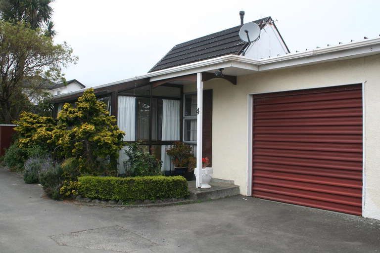 Photo of property in 5/14 Fuller Grove, Woburn, Lower Hutt, 5010