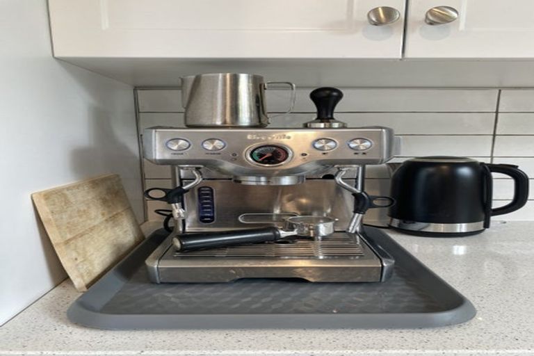 Photo of property in 3 Marjorie Lane, Papamoa Beach, Papamoa, 3118